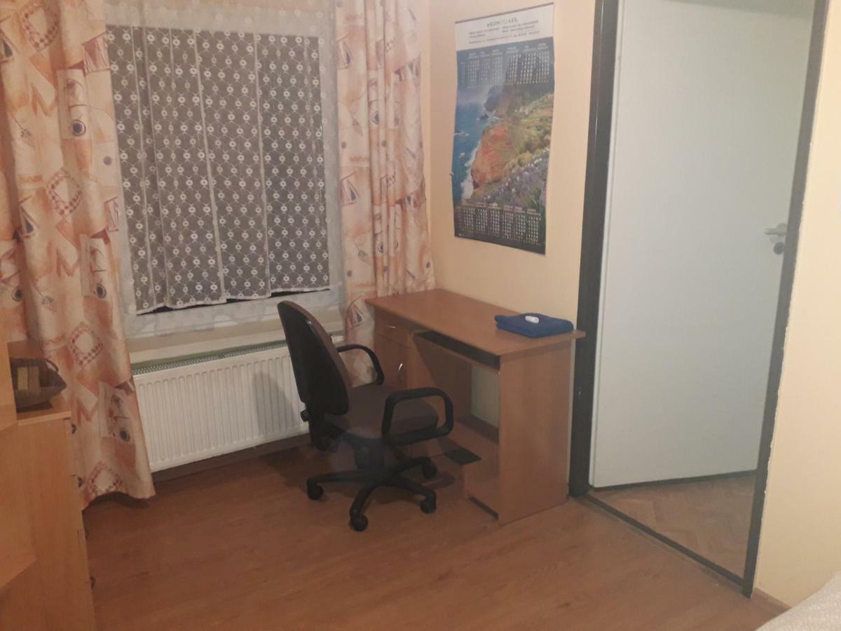 Apartament Z 3 Sypialniami - Selekcyjna 15 Лодз Екстериор снимка